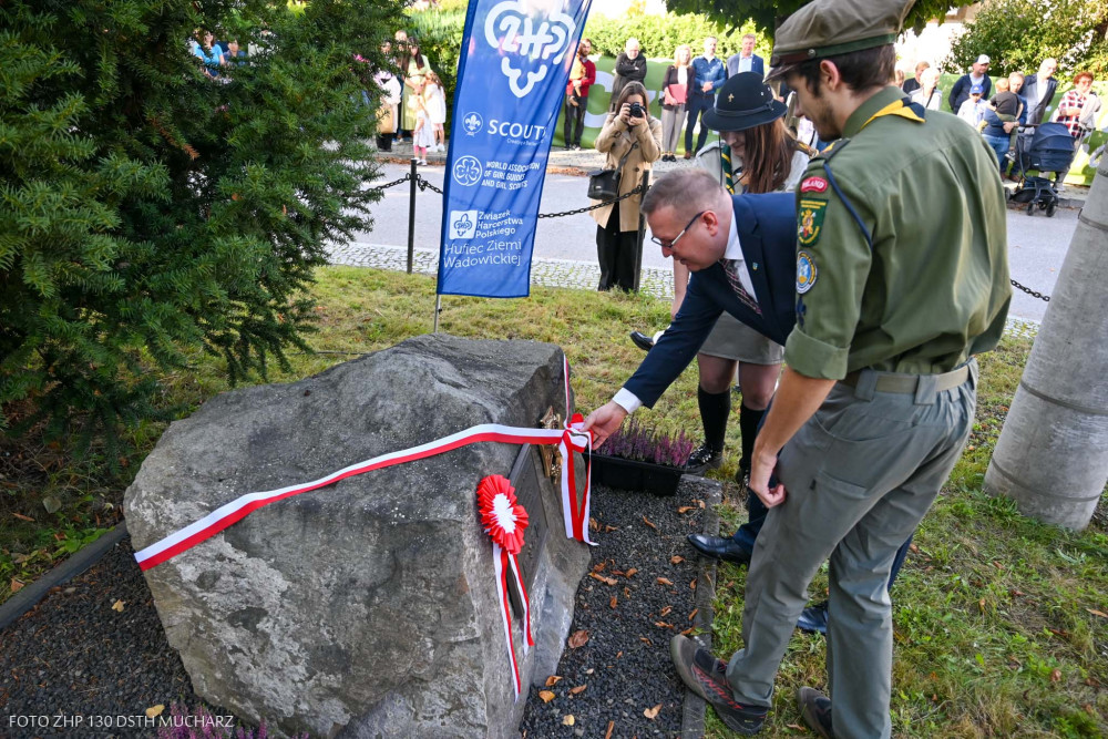 zbiorka_04_2527092026_powsinogi_f-216